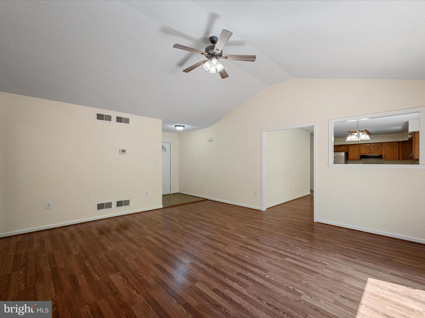 46 Flicker Ln