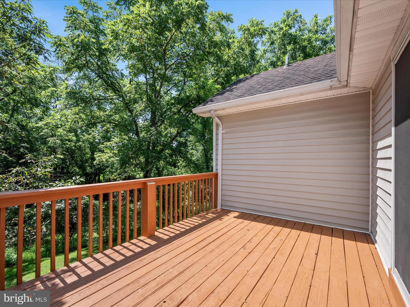 46 Flicker Ln
