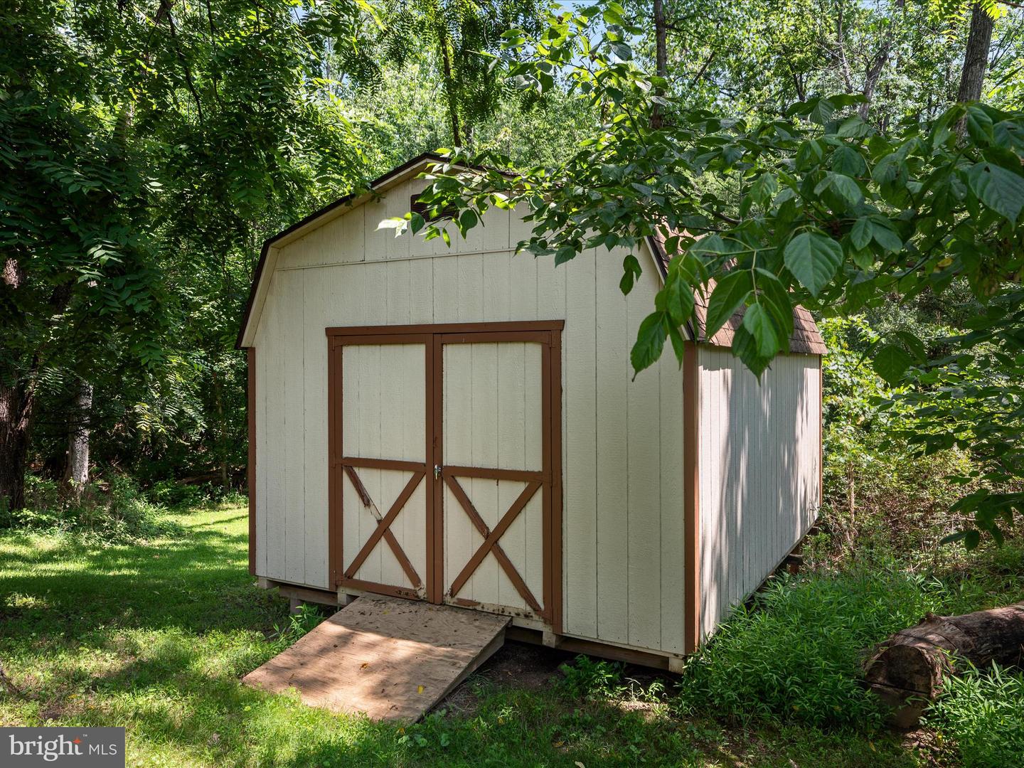 46 Flicker Ln