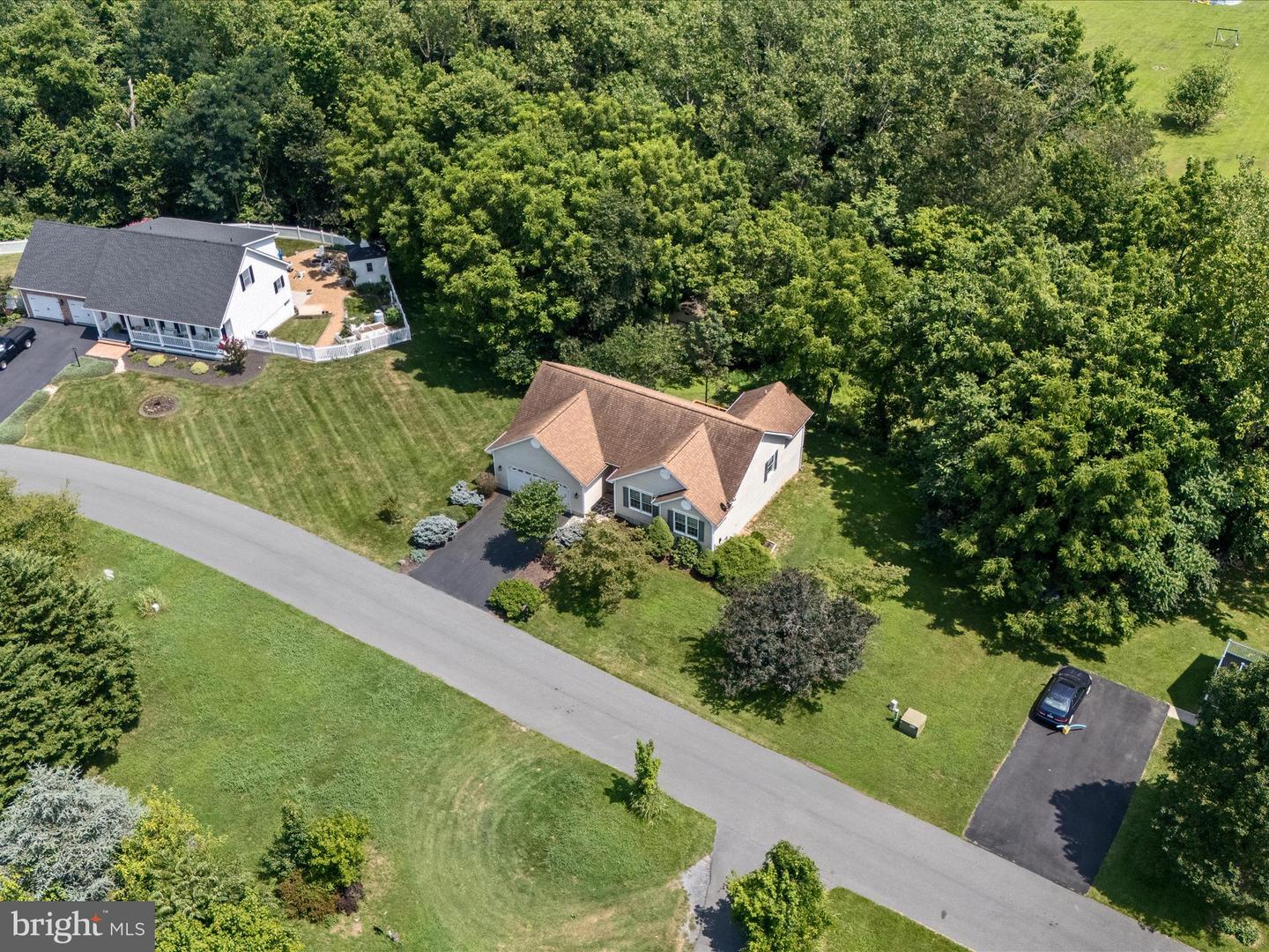 46 Flicker Ln