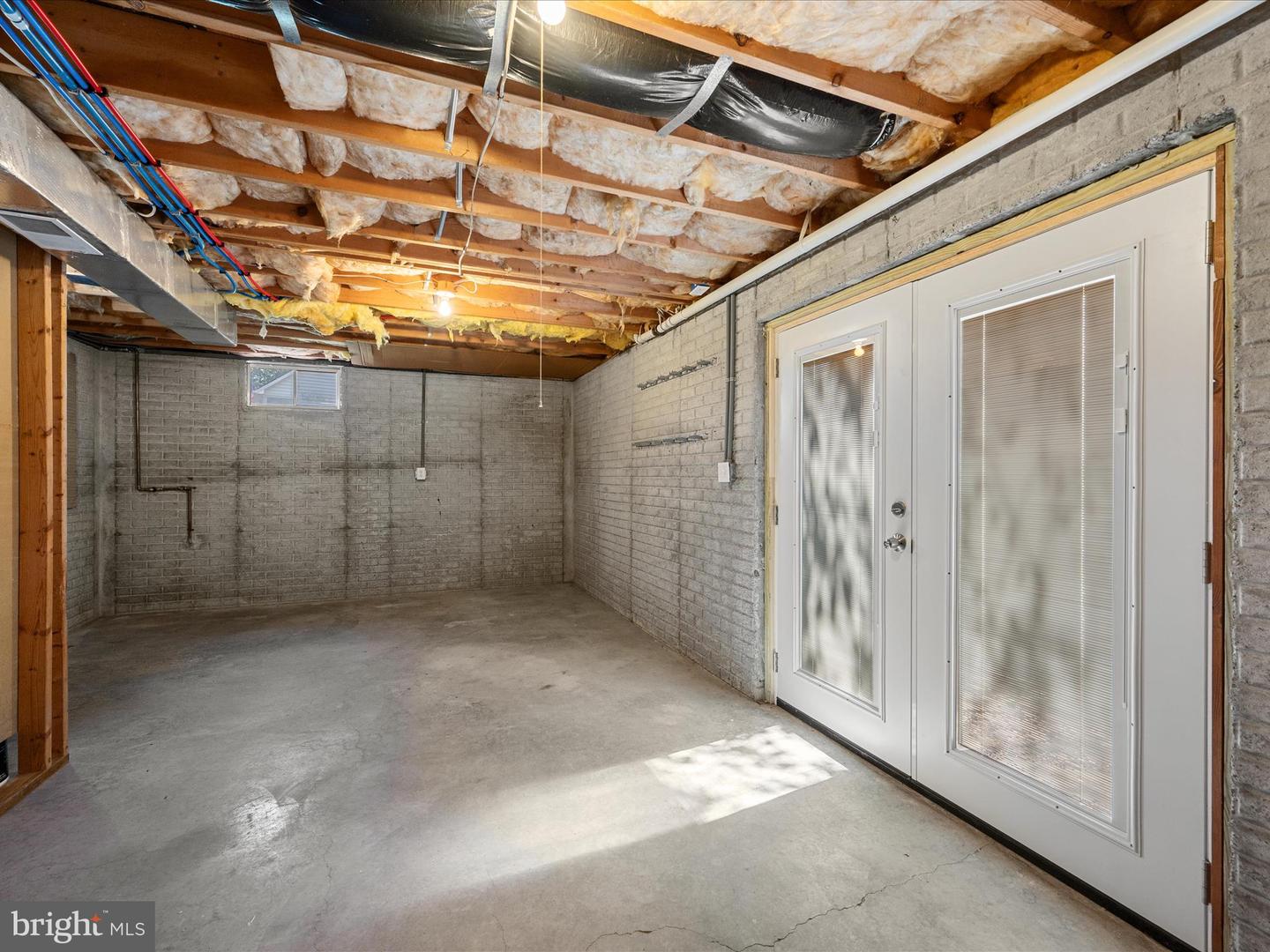 46 Flicker Ln