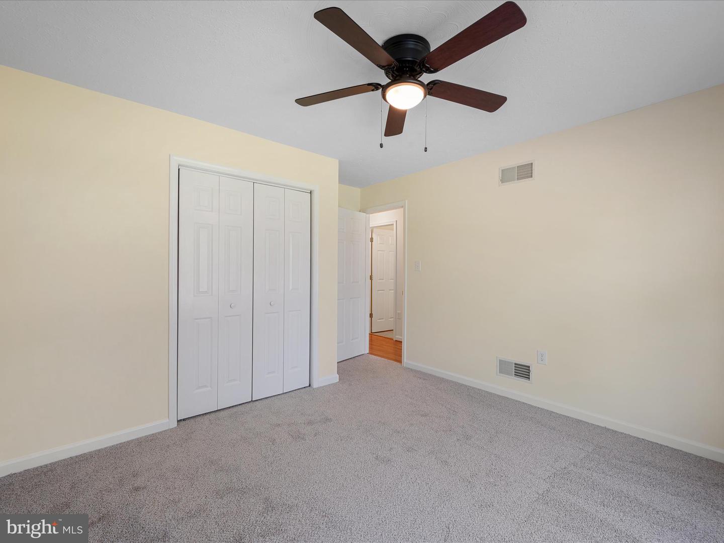 46 Flicker Ln