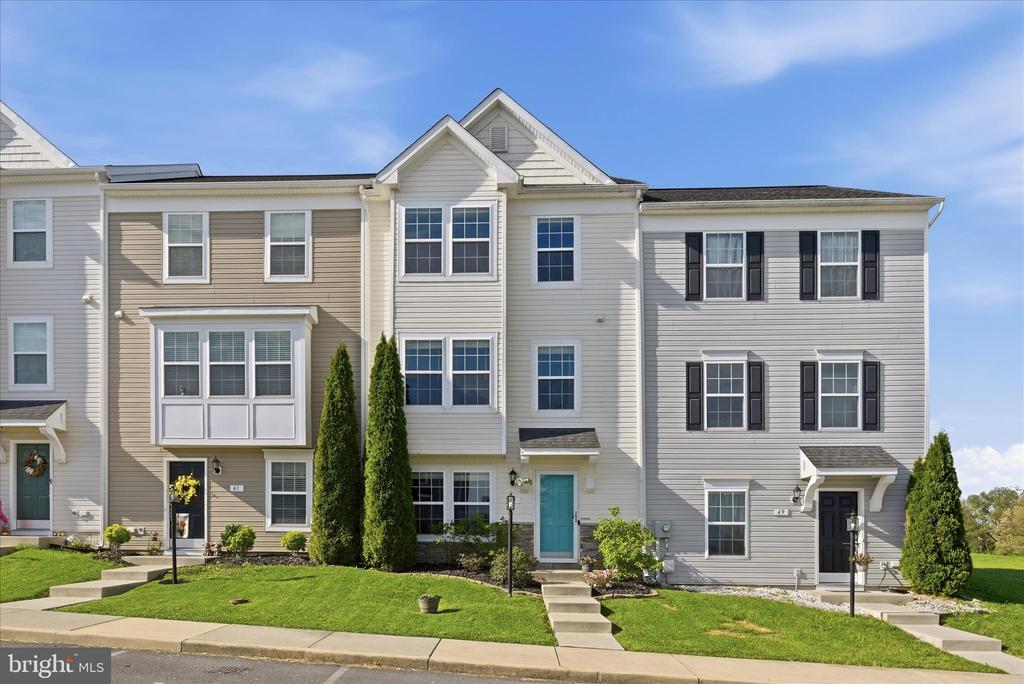 45 BRITANIA COURT