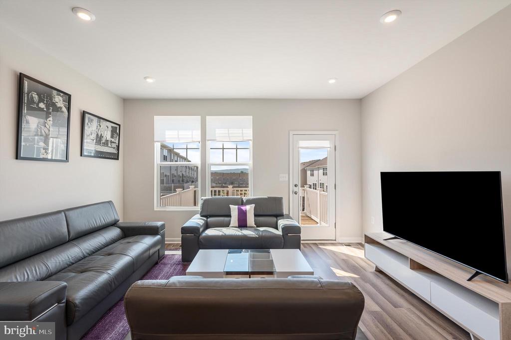 26 Capitol Mews