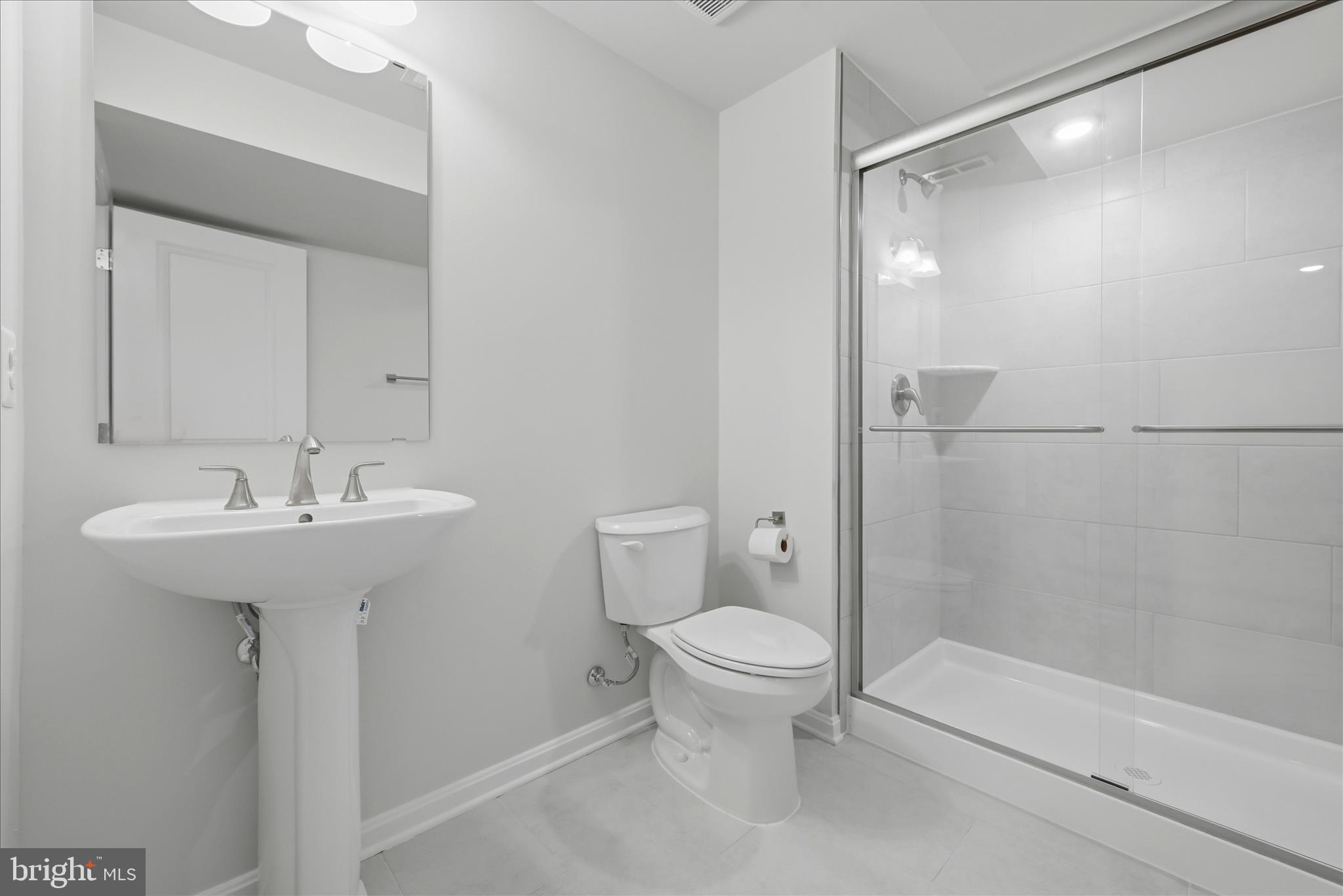 148 HUNTWELL WEST BOULEVARD