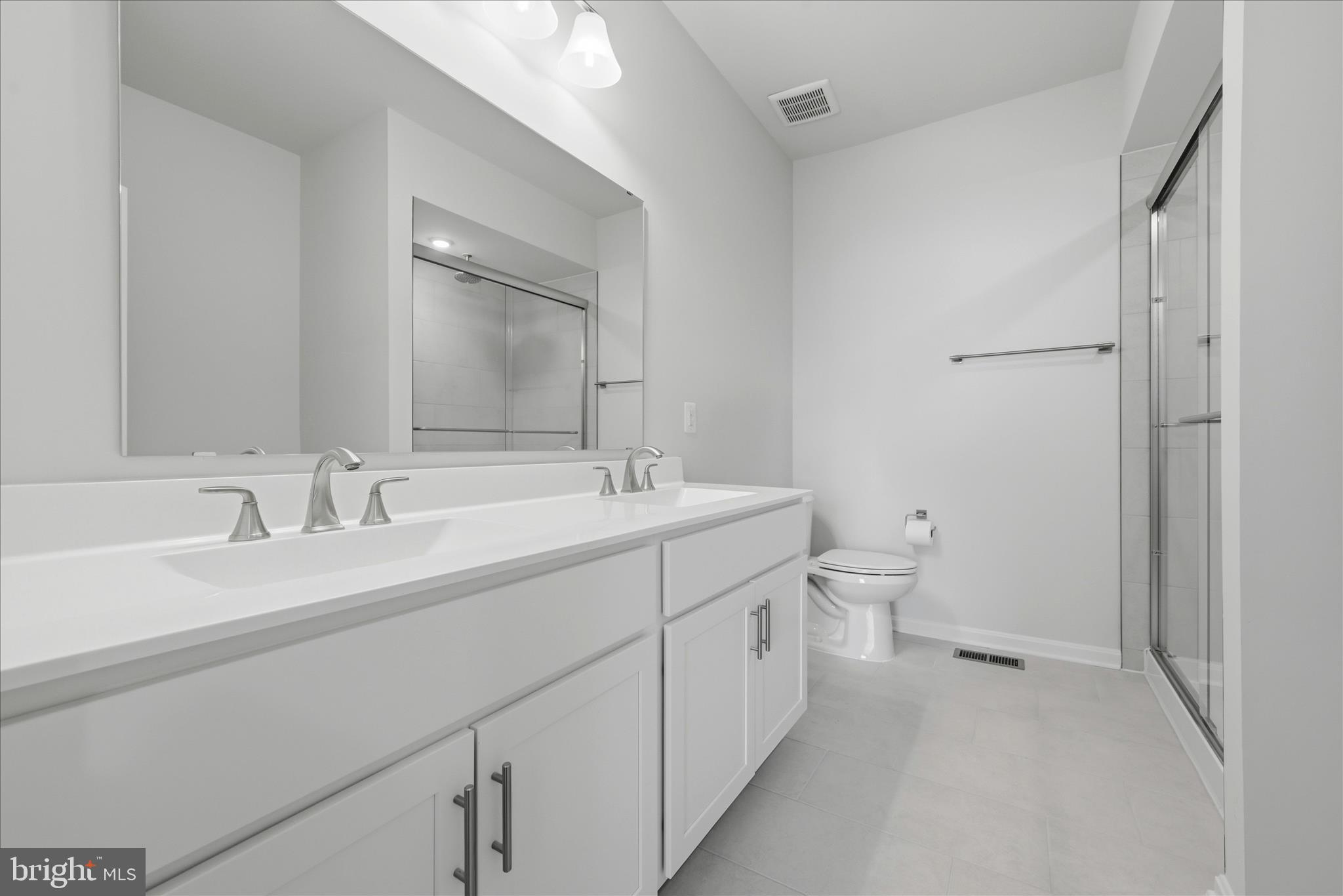 148 HUNTWELL WEST BOULEVARD