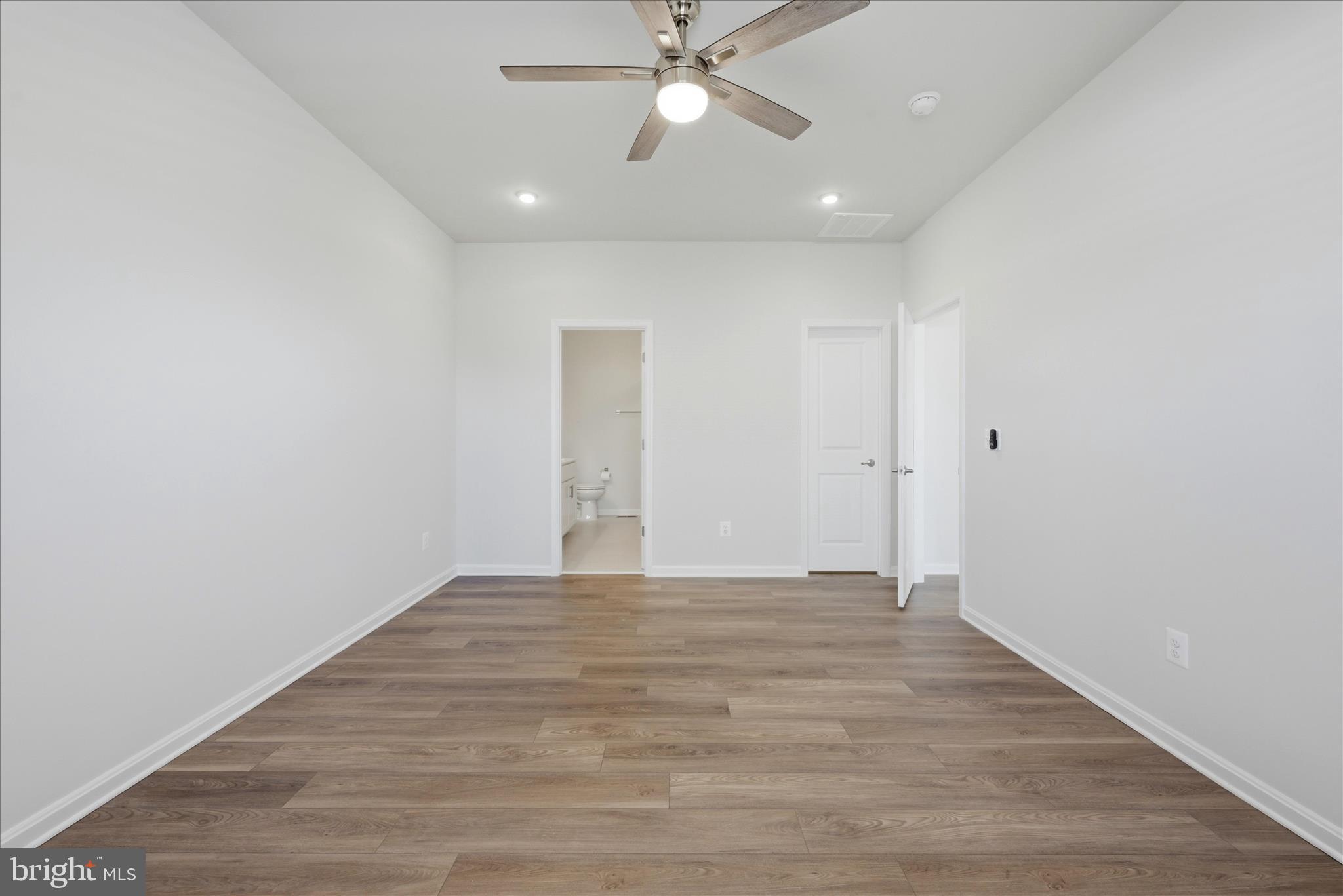 148 HUNTWELL WEST BOULEVARD