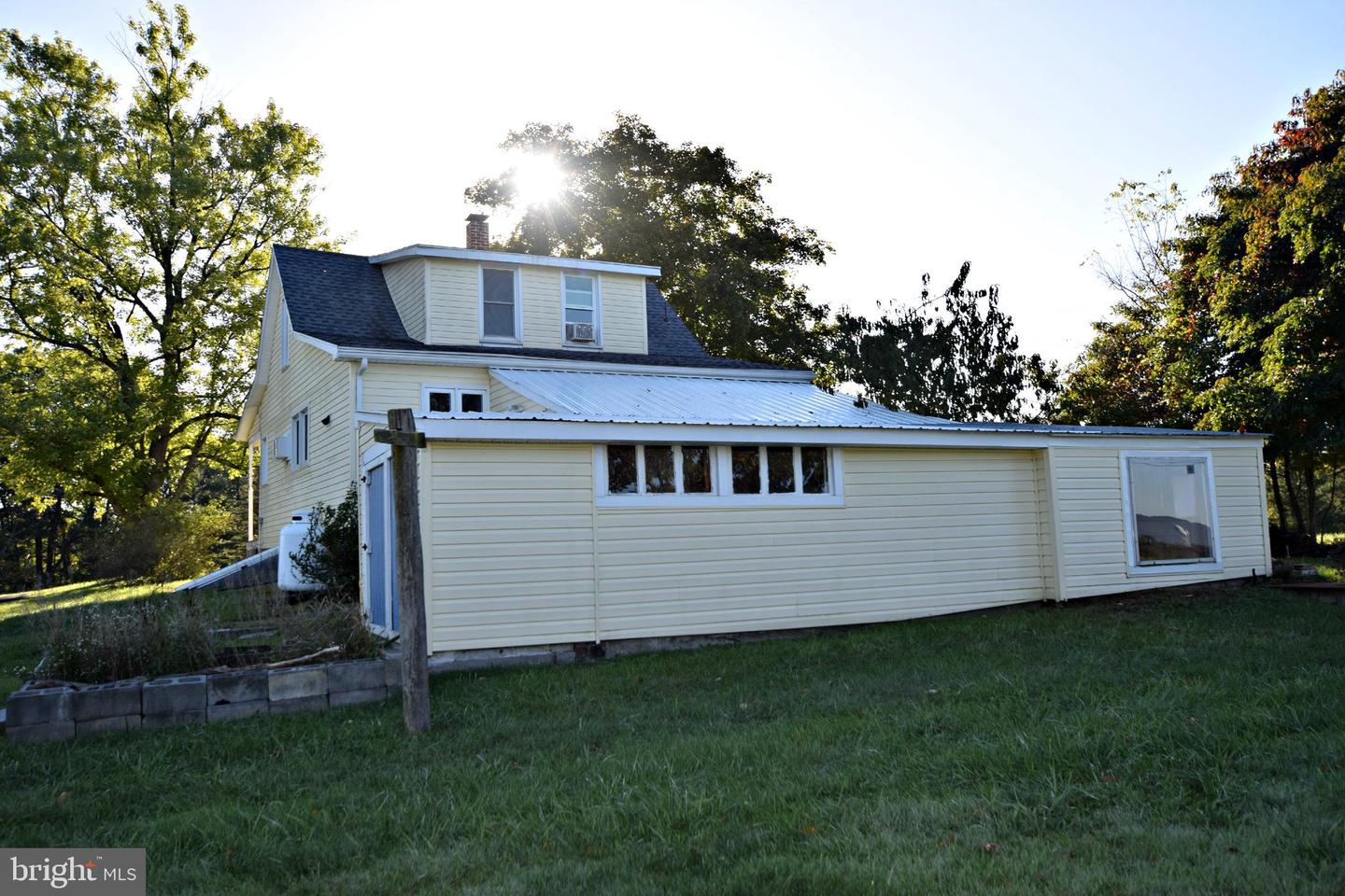 1623 Pious Ridge Rd