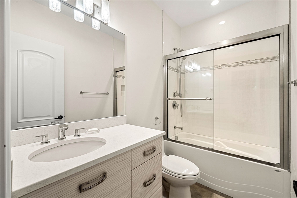 129 Rangeley Rd