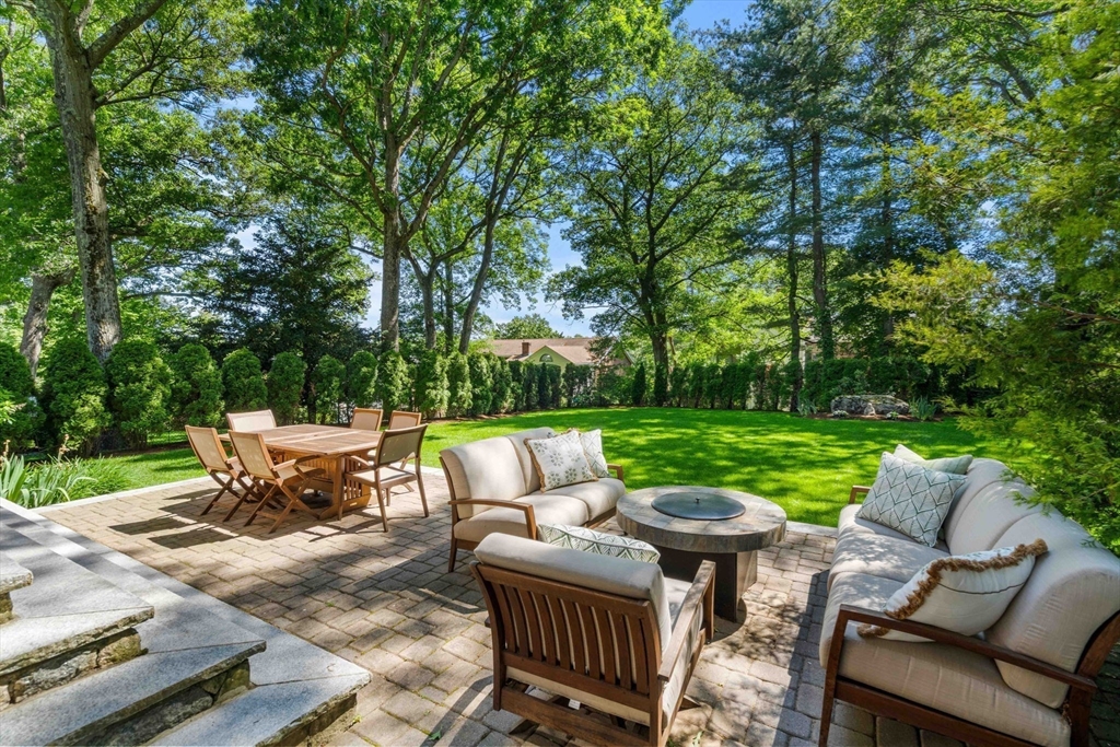 129 Rangeley Rd