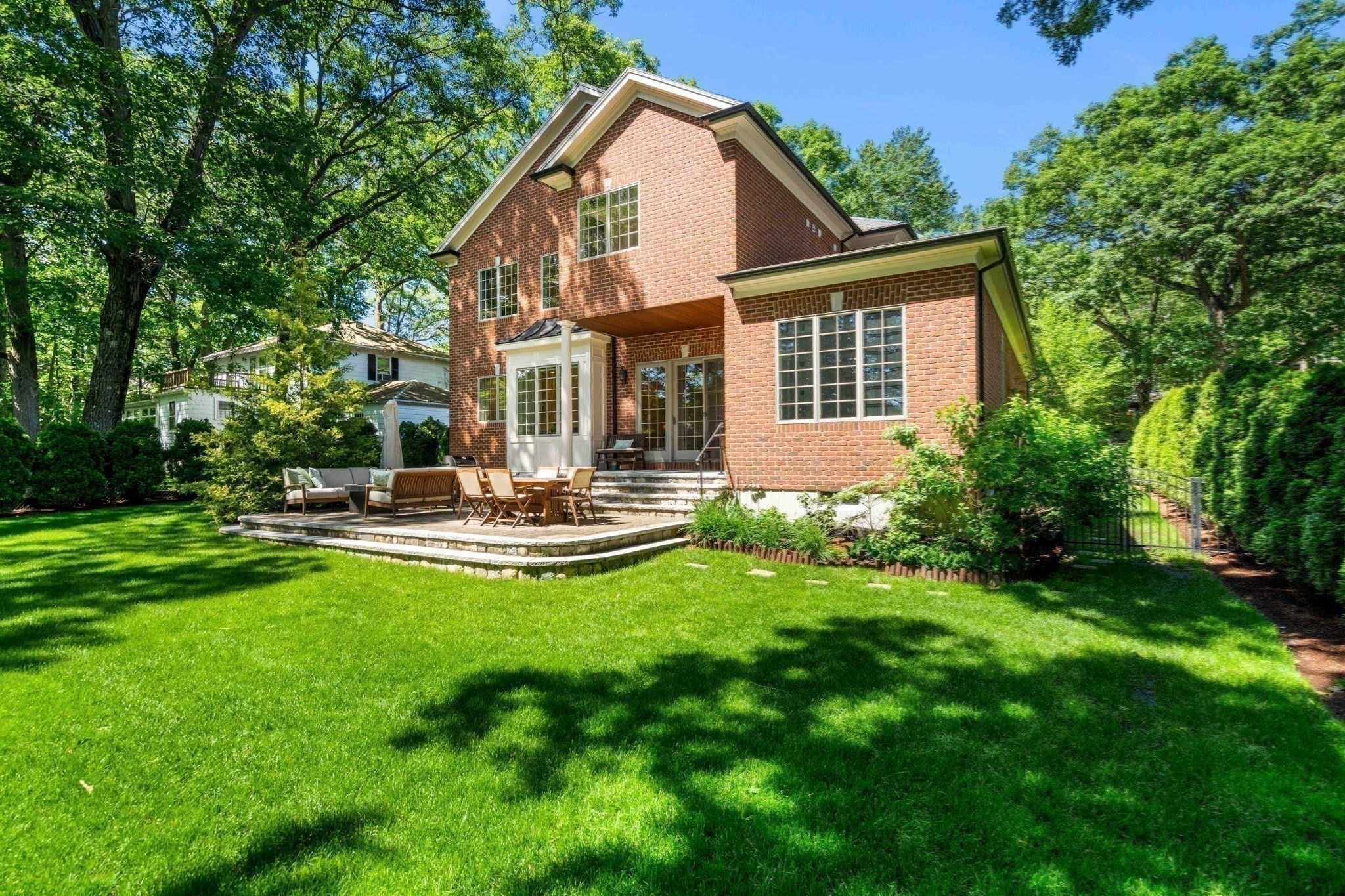 129 Rangeley Rd