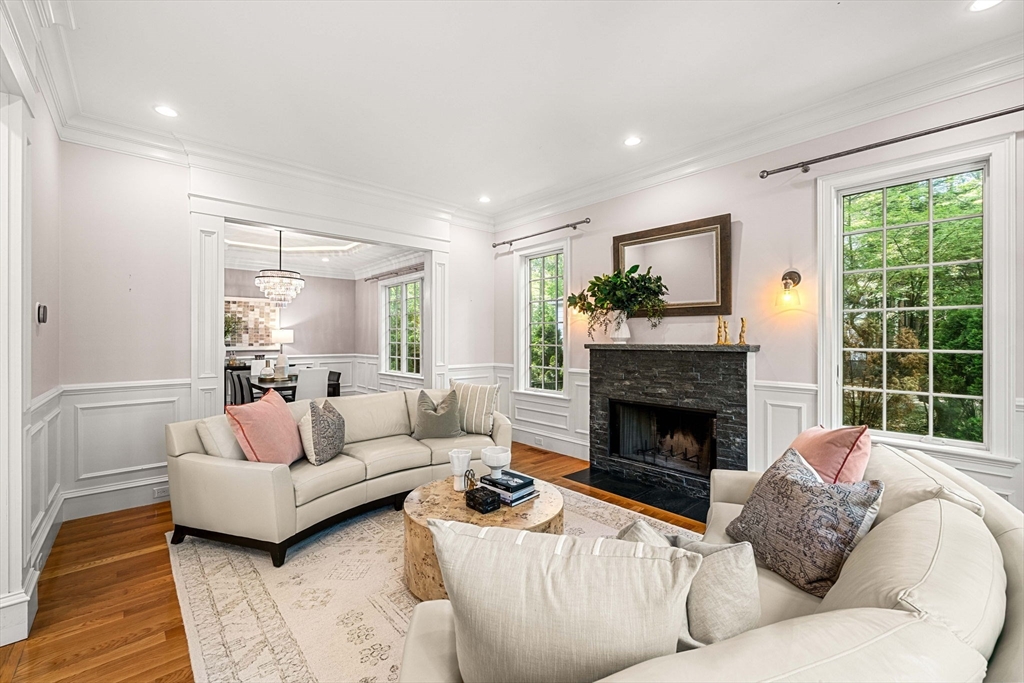 129 Rangeley Rd