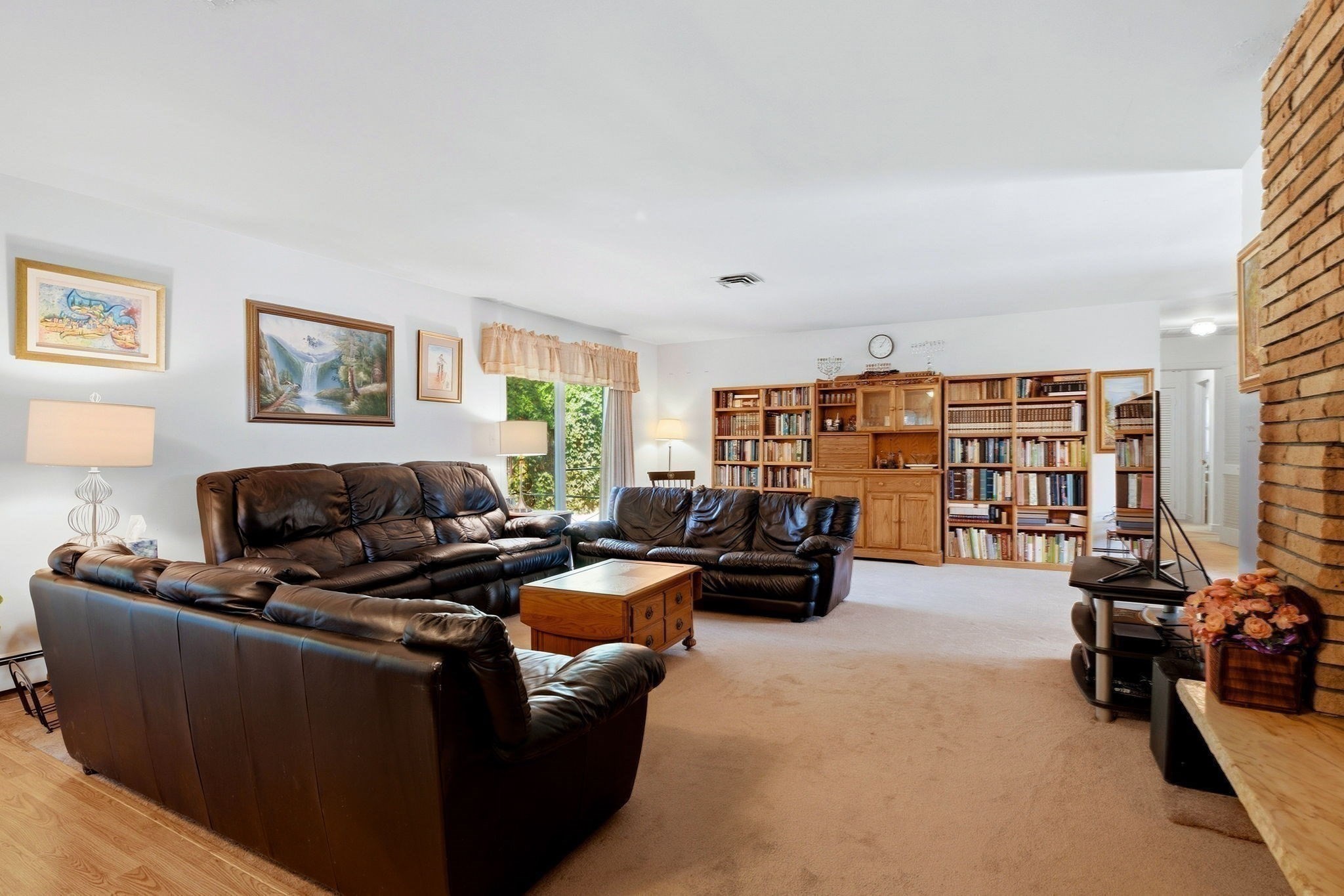 205 Gardner Rd