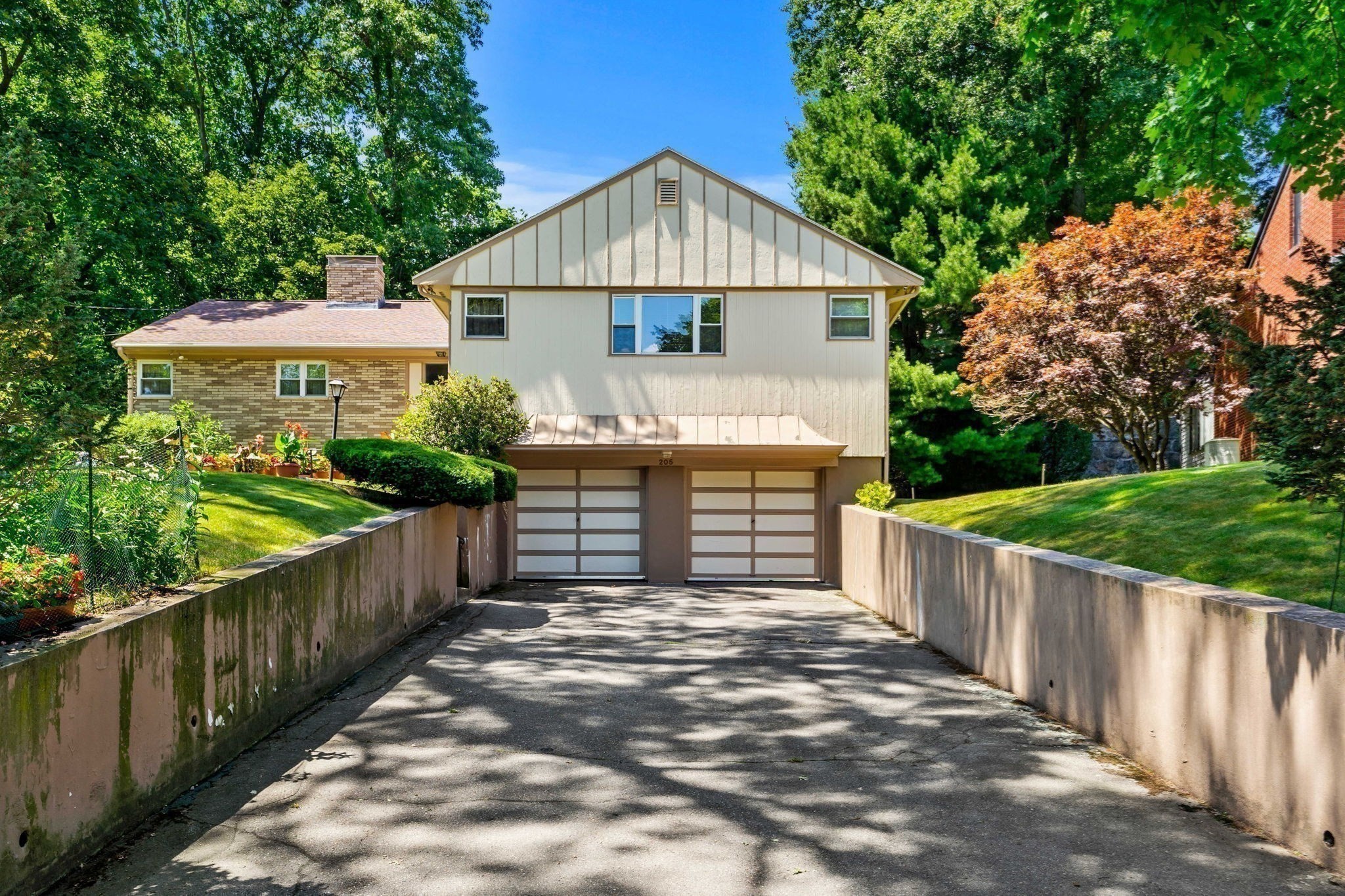 205 Gardner Rd