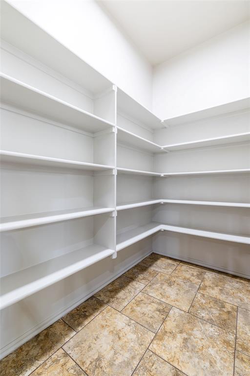 14808 Trumball Circle