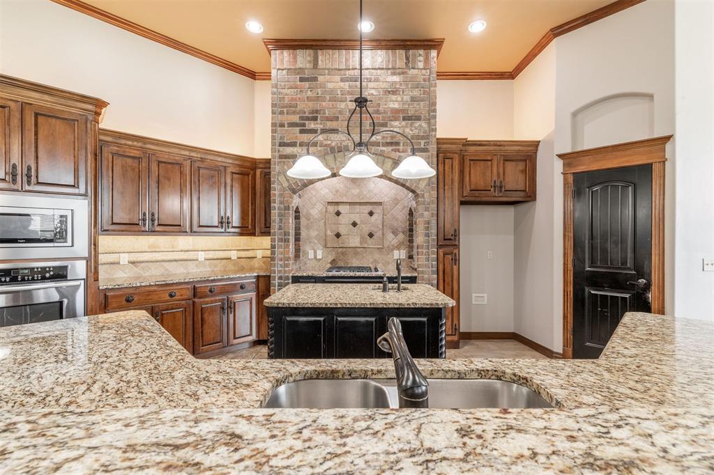14808 Trumball Circle