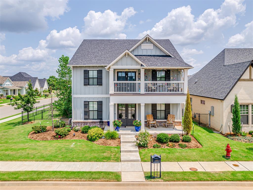 1924 Plaza District Drive