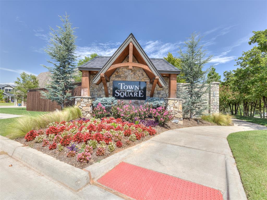 1924 Plaza District Drive