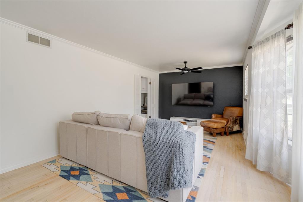 2612 Chaucer Drive