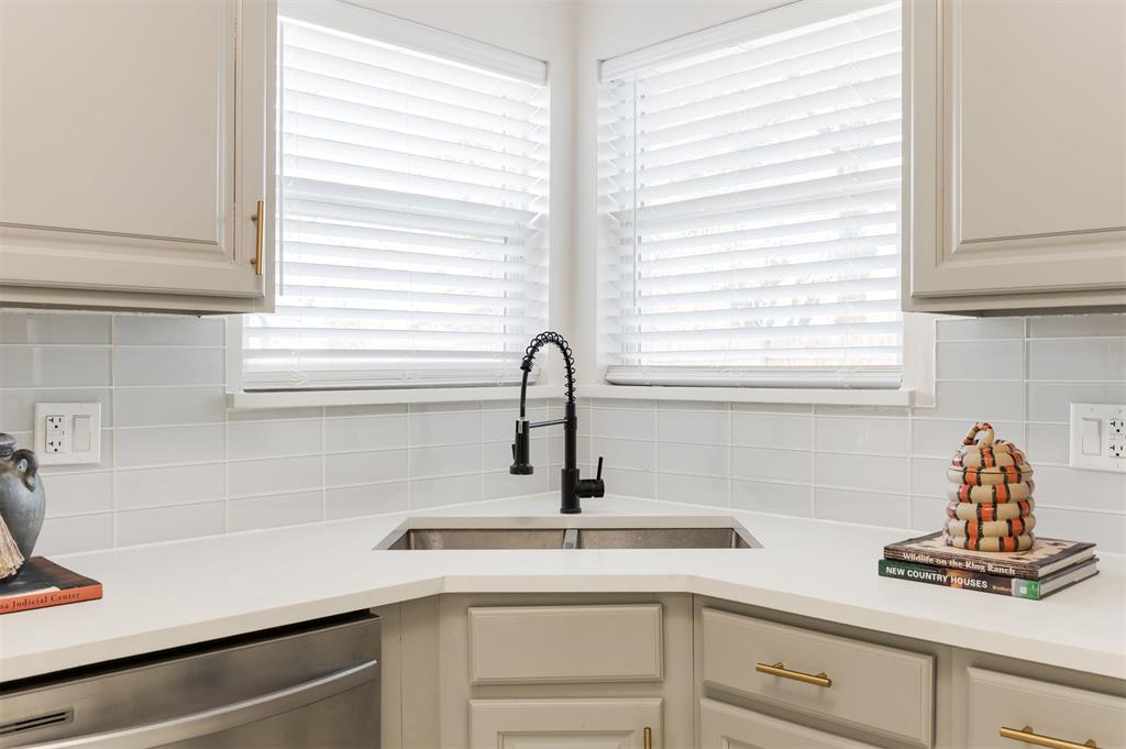 12213 Greystone Terrace