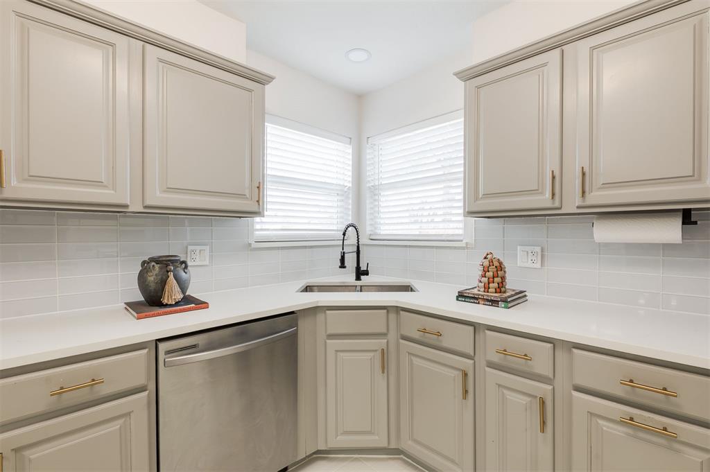 12213 Greystone Terrace