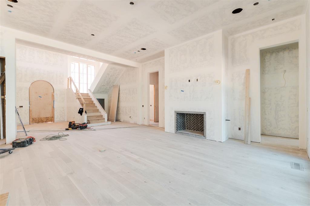 13700 Shoreline Boulevard