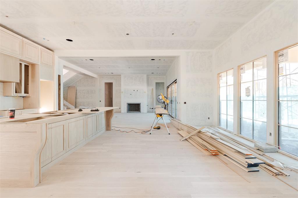 13700 Shoreline Boulevard