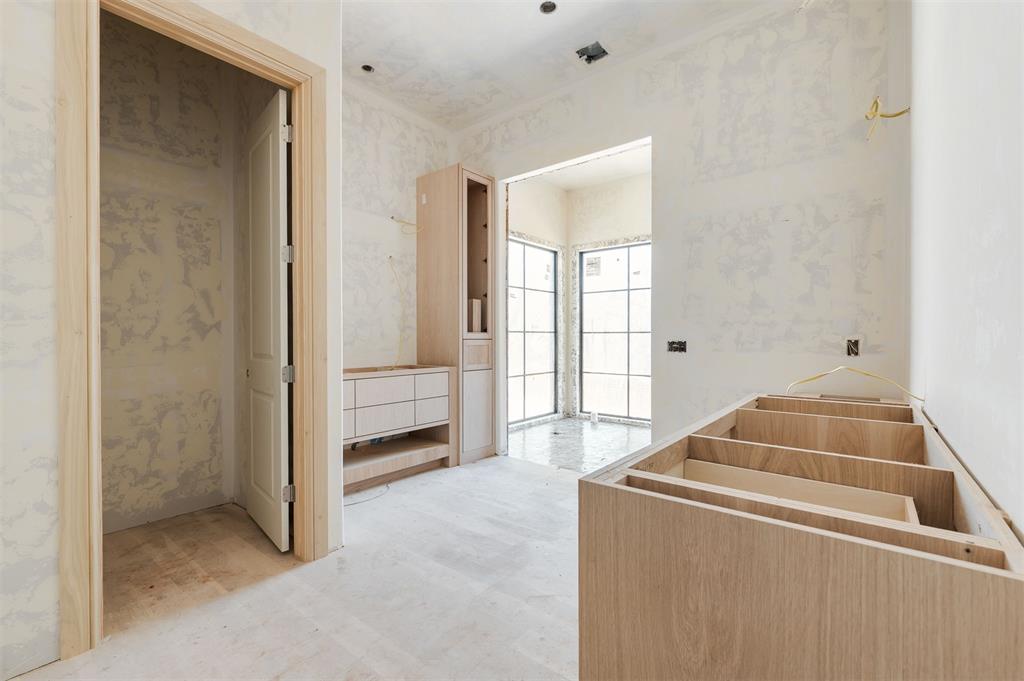 13700 Shoreline Boulevard