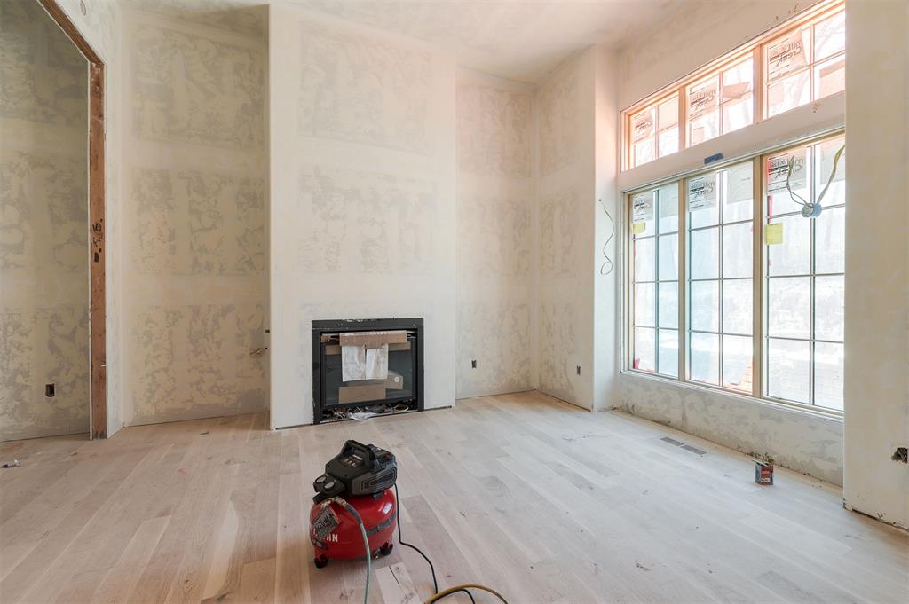 13700 Shoreline Boulevard