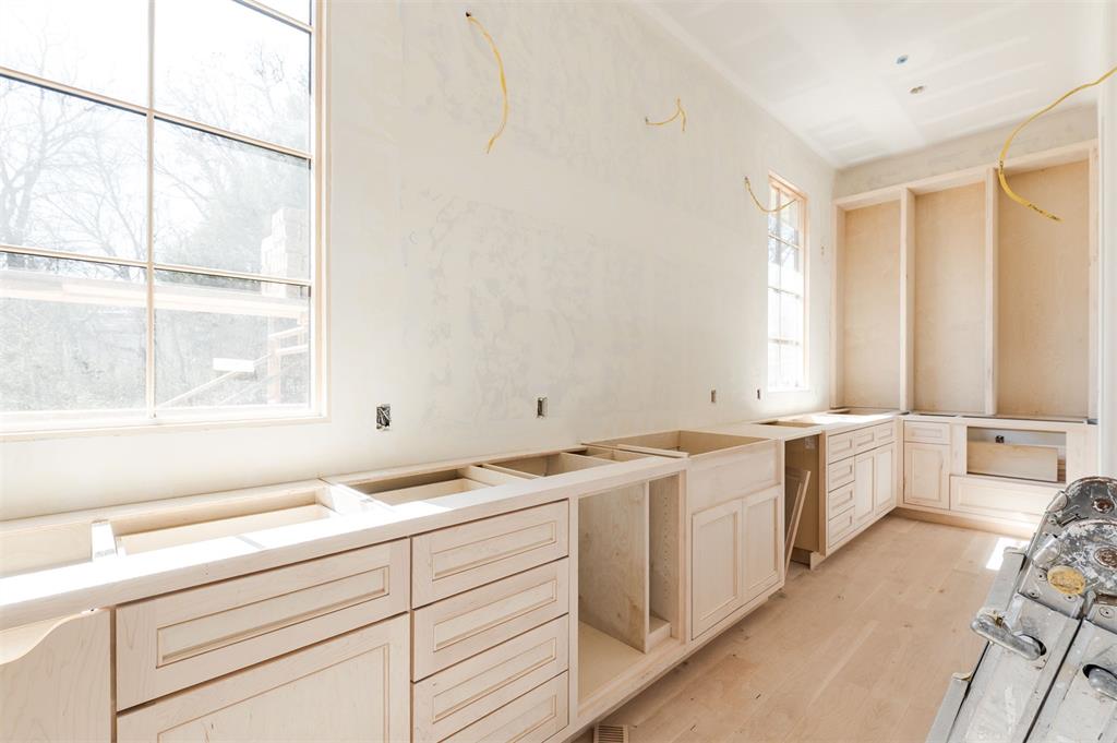 13700 Shoreline Boulevard