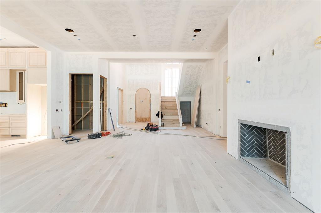 13700 Shoreline Boulevard