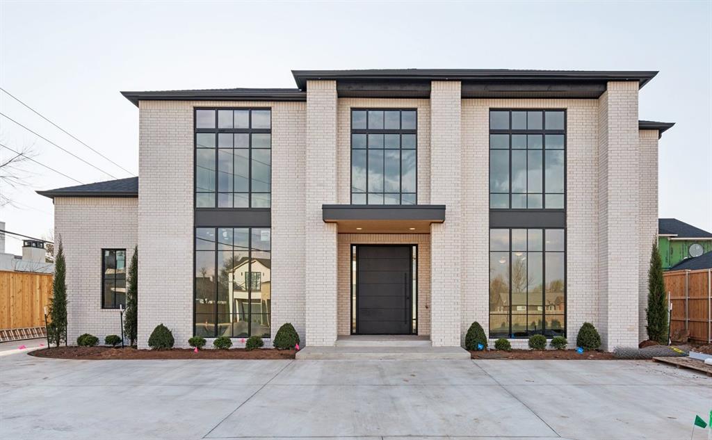 2809 Guilford Lane