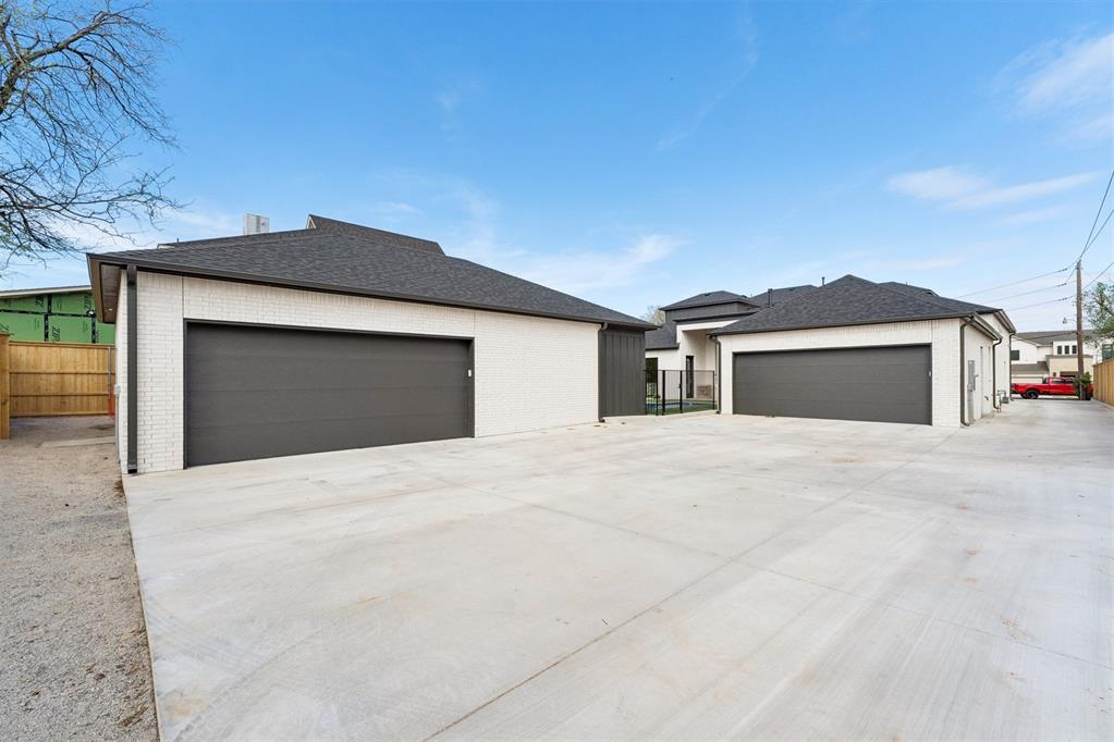 2809 Guilford Lane