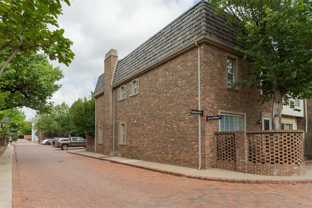 6421 Hunting Hill Lane Unit: 21