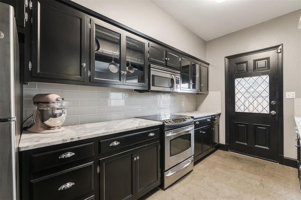 6421 Hunting Hill Lane Unit: 21
