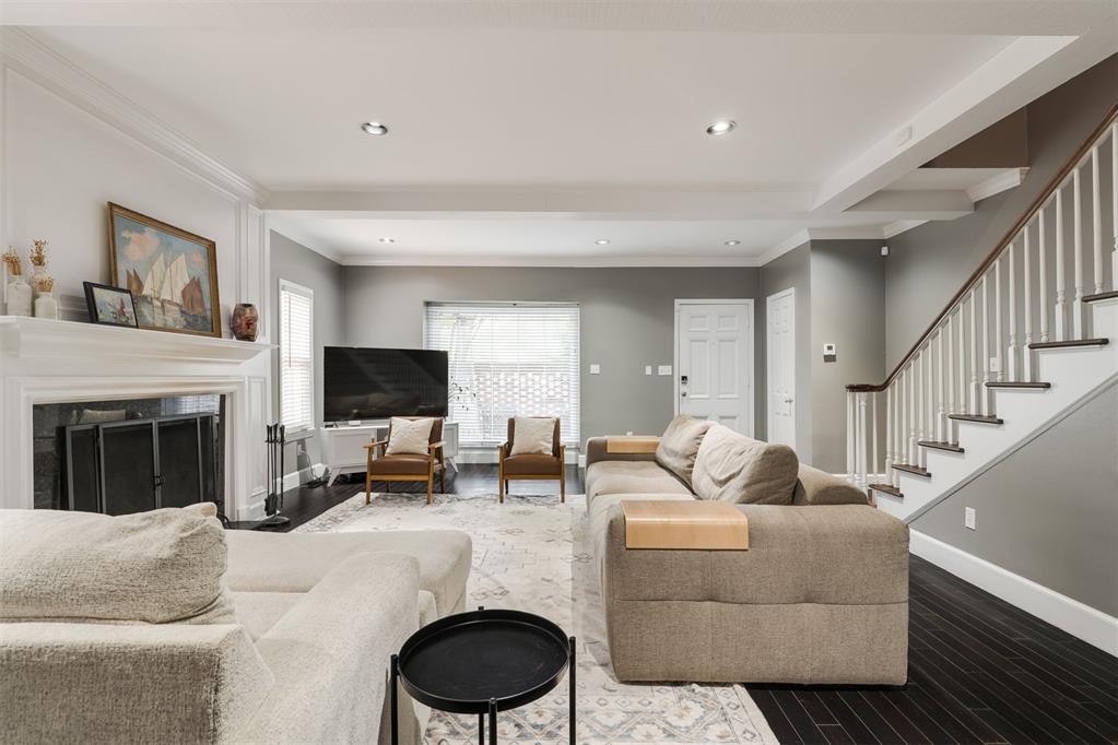 6421 Hunting Hill Lane Unit: 21