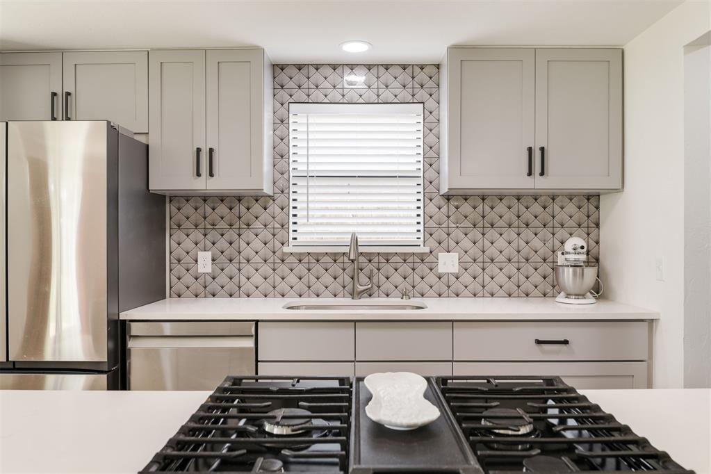 8420 NW 92nd Street