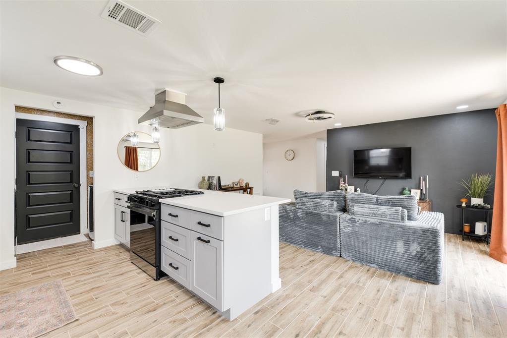 8420 NW 92nd Street