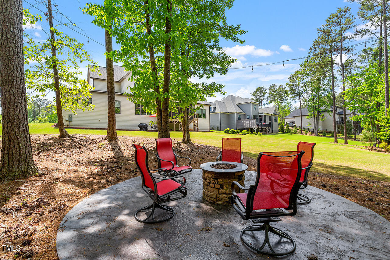 7504 Dover Hills Drive