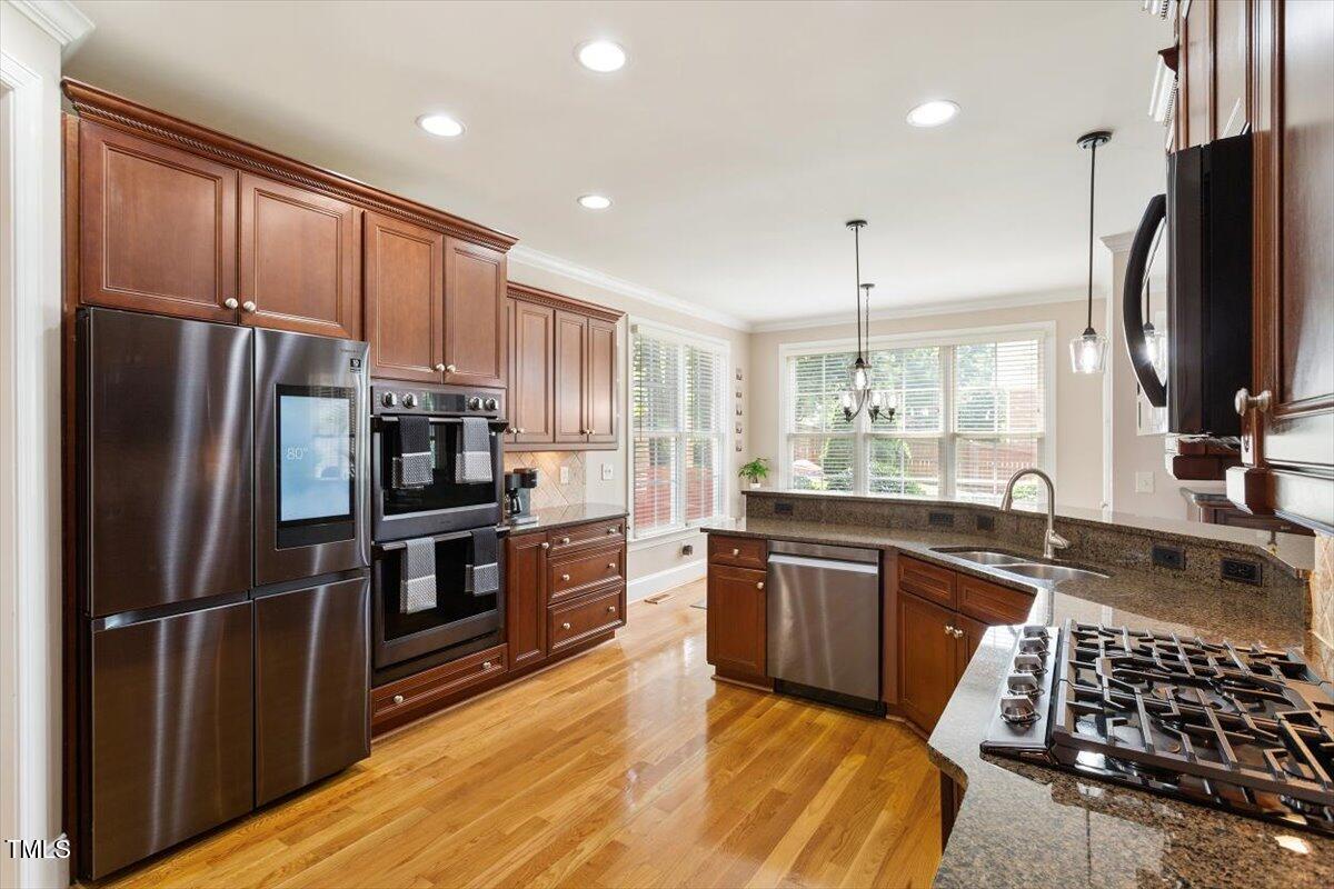 10012 San Remo Place