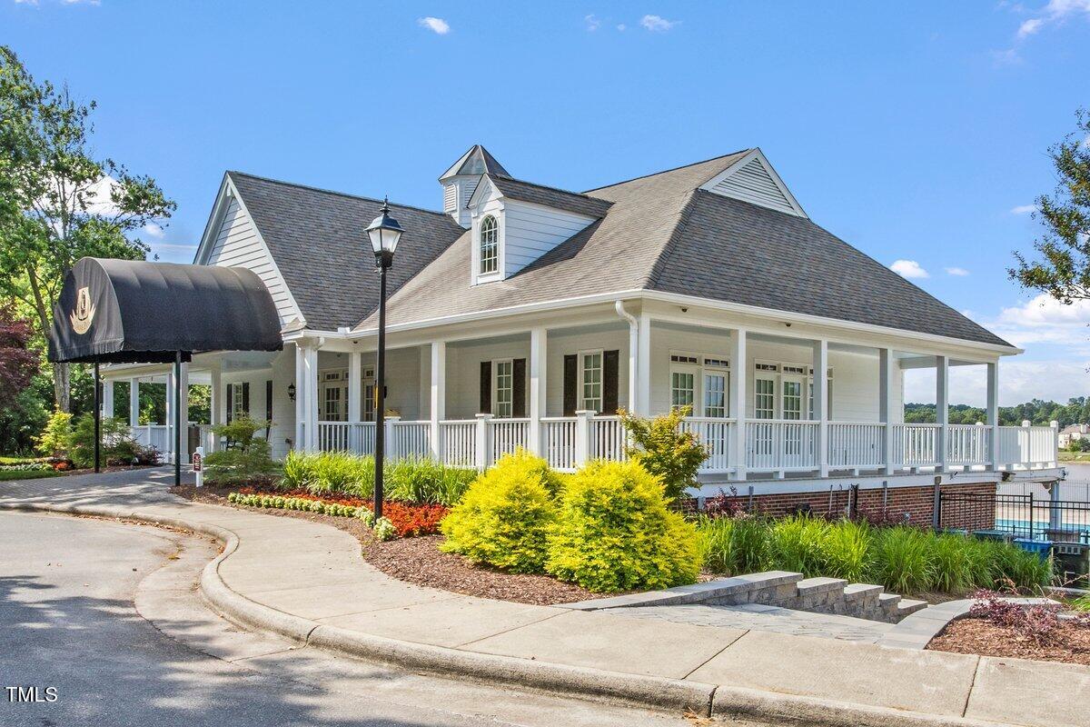 301 Sylvias Court
