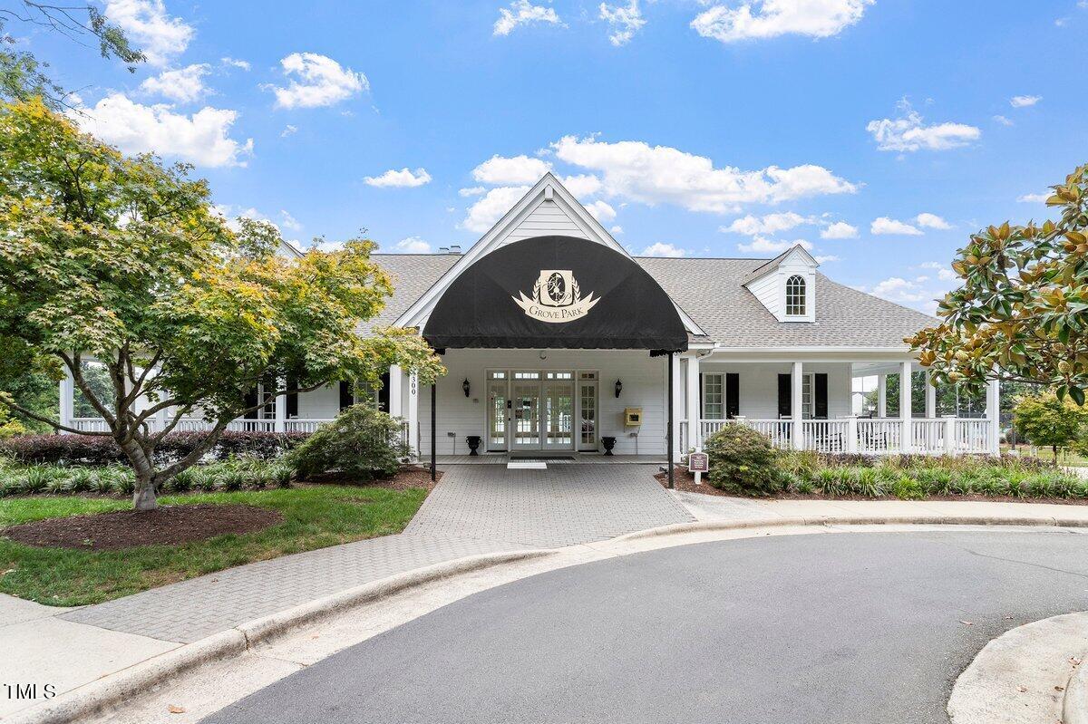 301 Sylvias Court