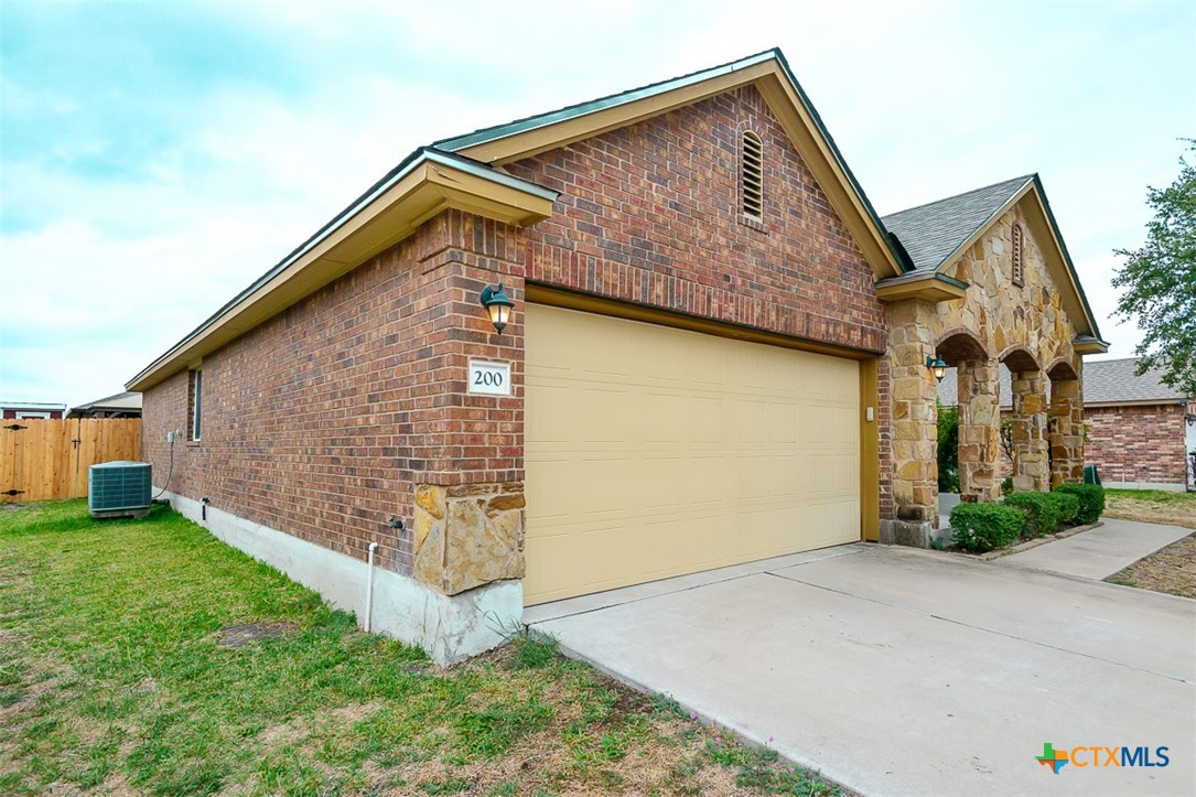 200 Splawn Ranch Road