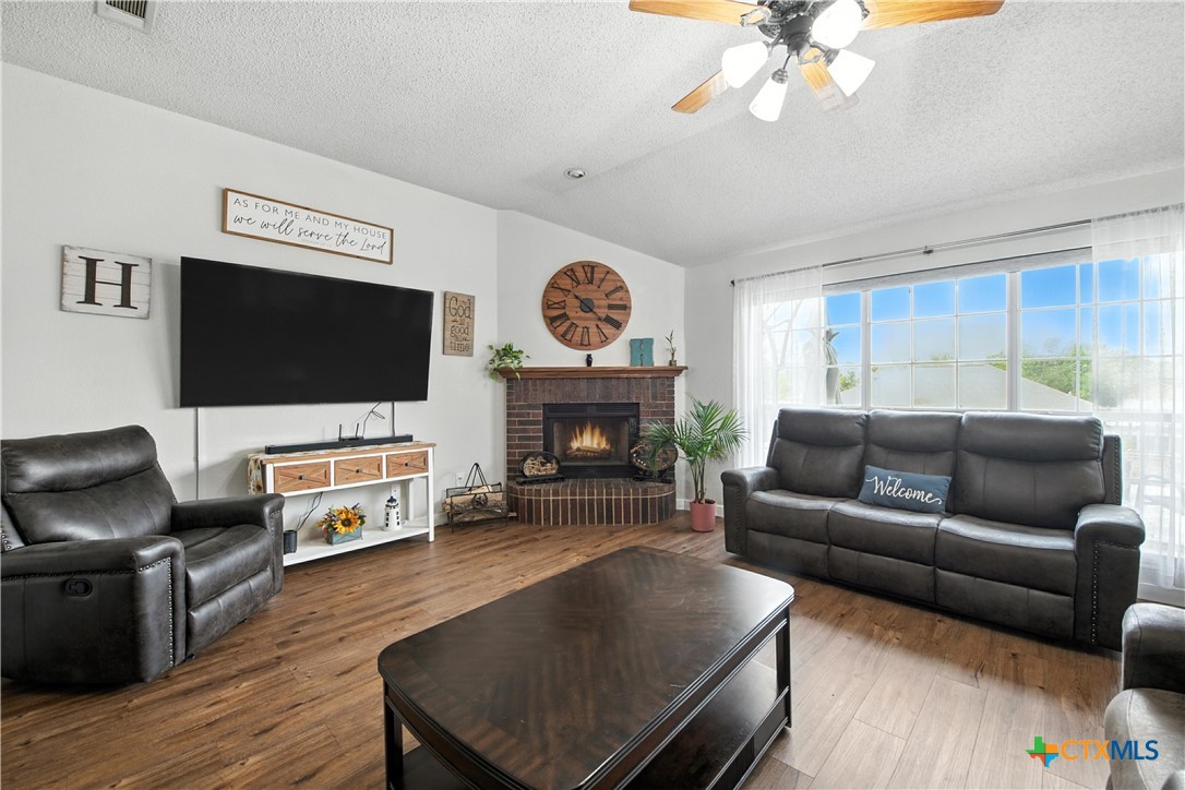 604 Totem Trail