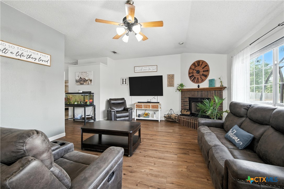 604 Totem Trail