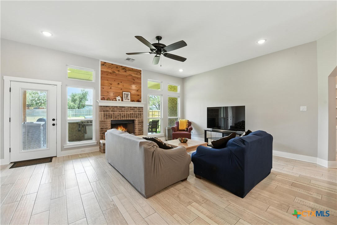 15933 Salado Drive