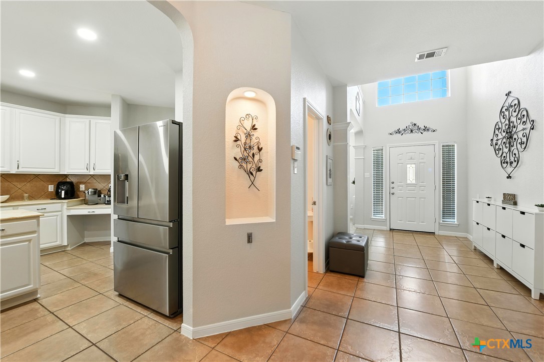 2400 Modoc Drive