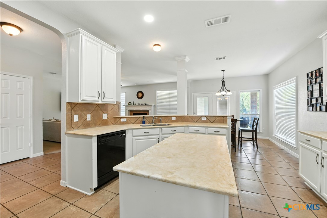 2400 Modoc Drive