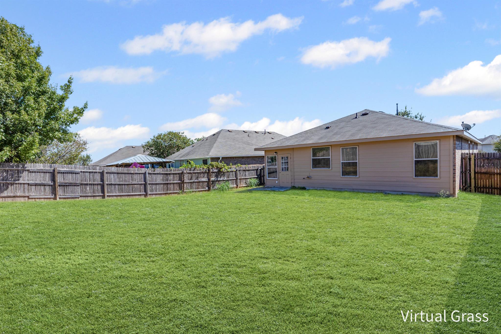 129 Lynn Crest BND