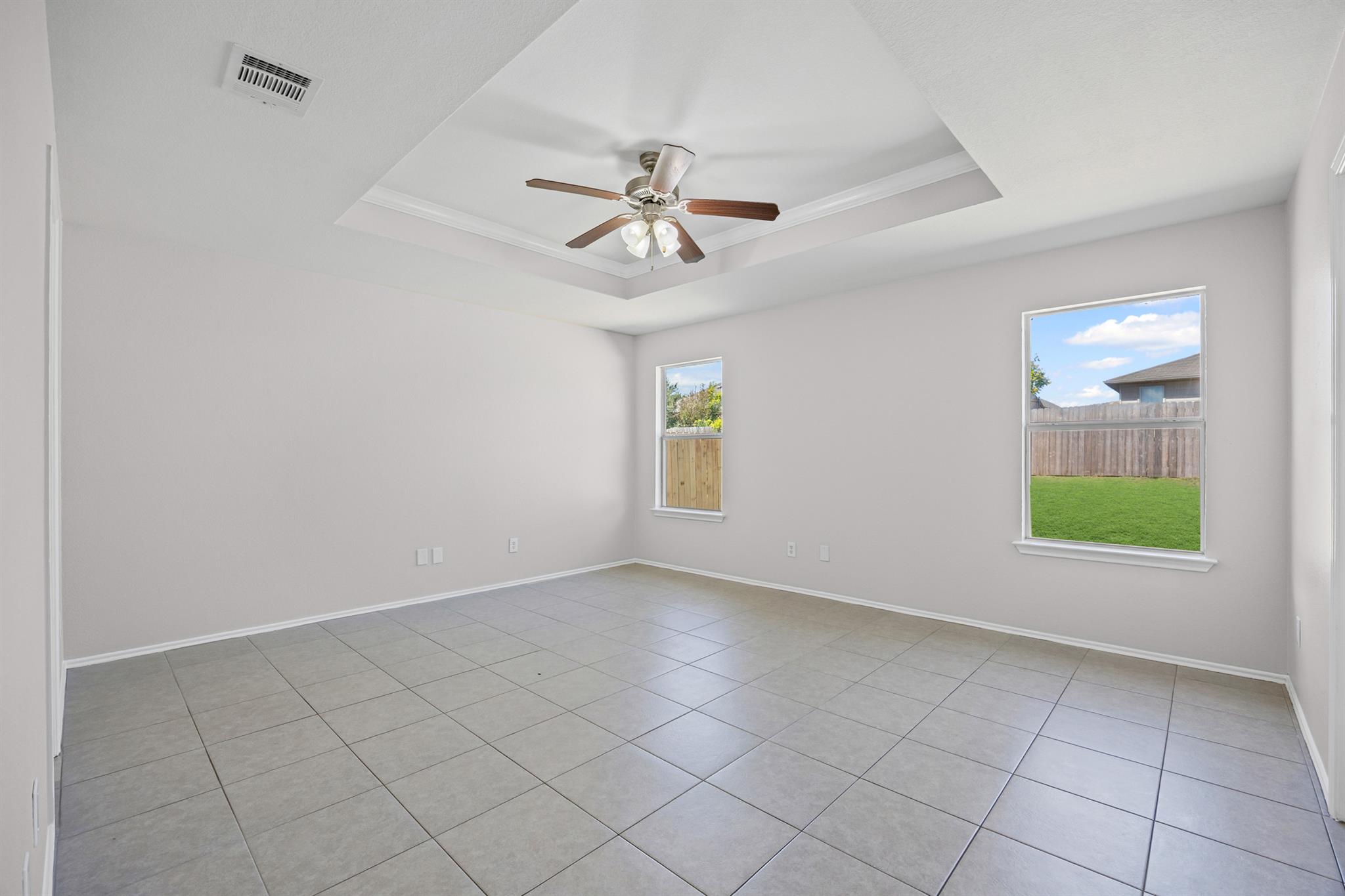 129 Lynn Crest BND